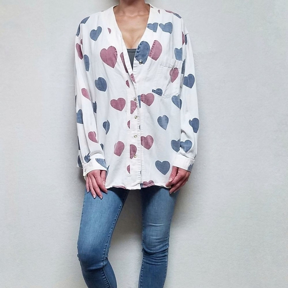 Vintage 80s Carolina Colours 11 White Blue Red Heart Denim V-neck Button Up Top - Picture 2 of 13